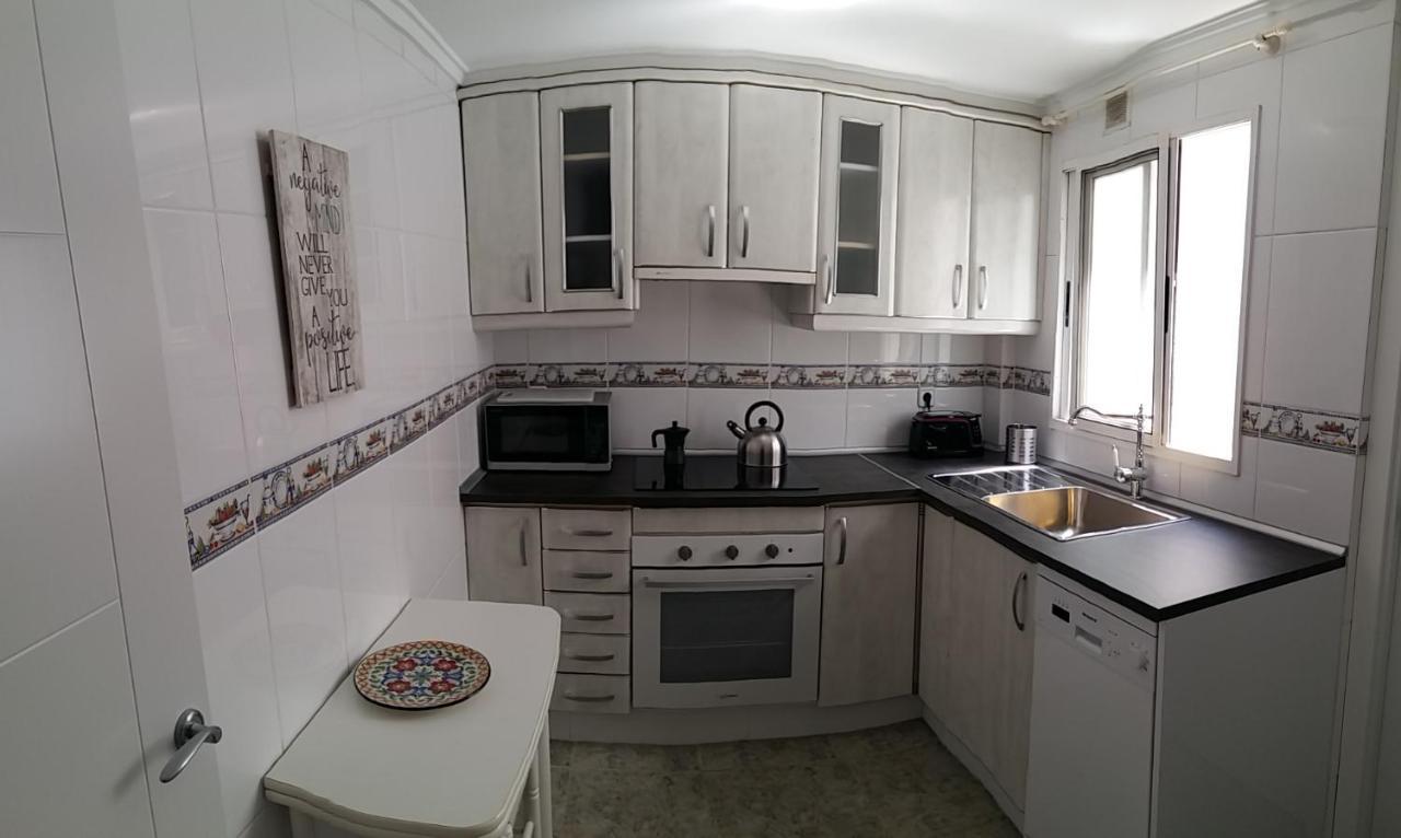 Exclusive 3 Bedroom Beach Apartment Valensiya Dış mekan fotoğraf