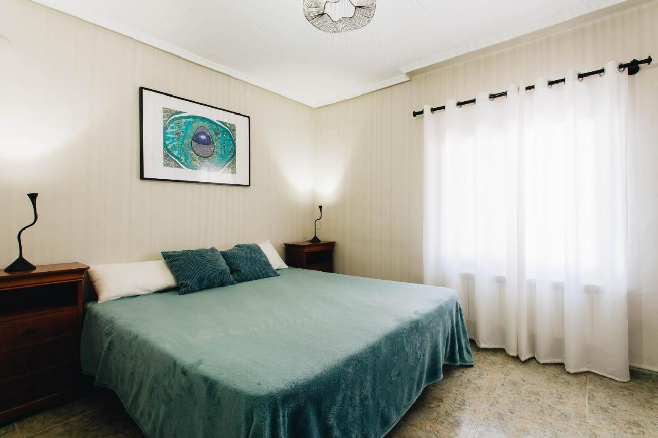 Exclusive 3 Bedroom Beach Apartment Valensiya Dış mekan fotoğraf