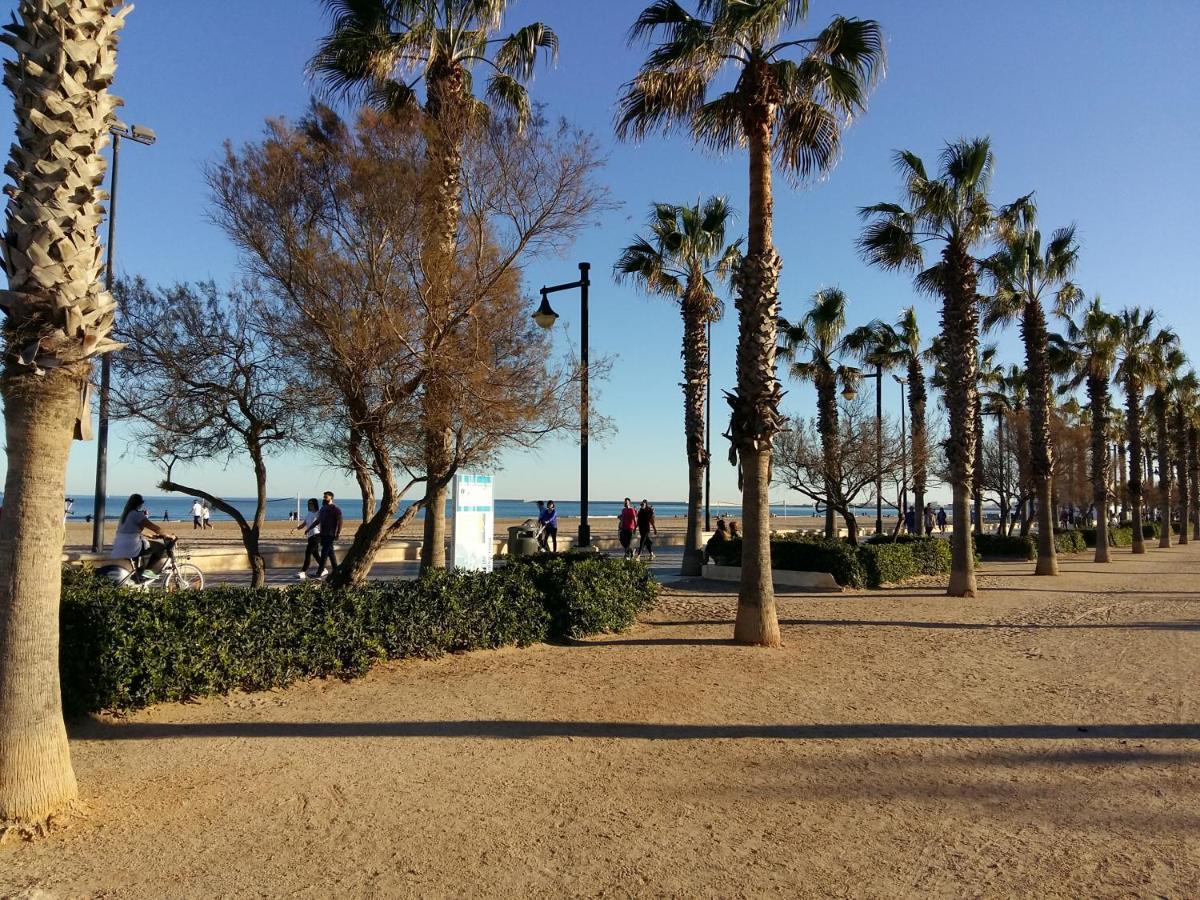 Exclusive 3 Bedroom Beach Apartment Valensiya Dış mekan fotoğraf
